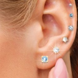 ear piercing 